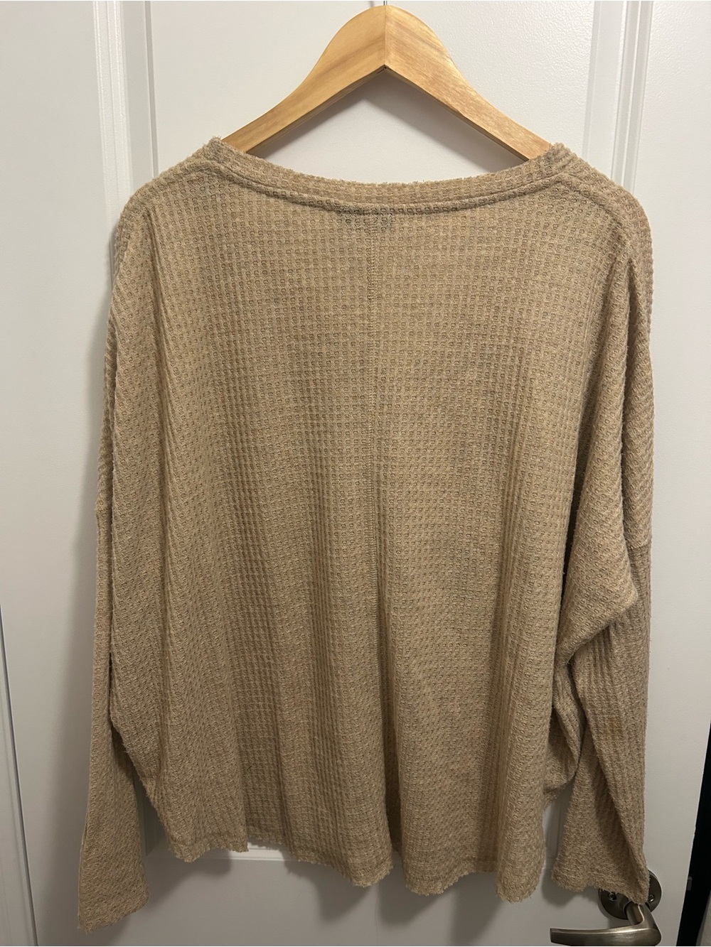 Urban Outfitters Waffle Knit Button-Front Top - Picture 3 of 3